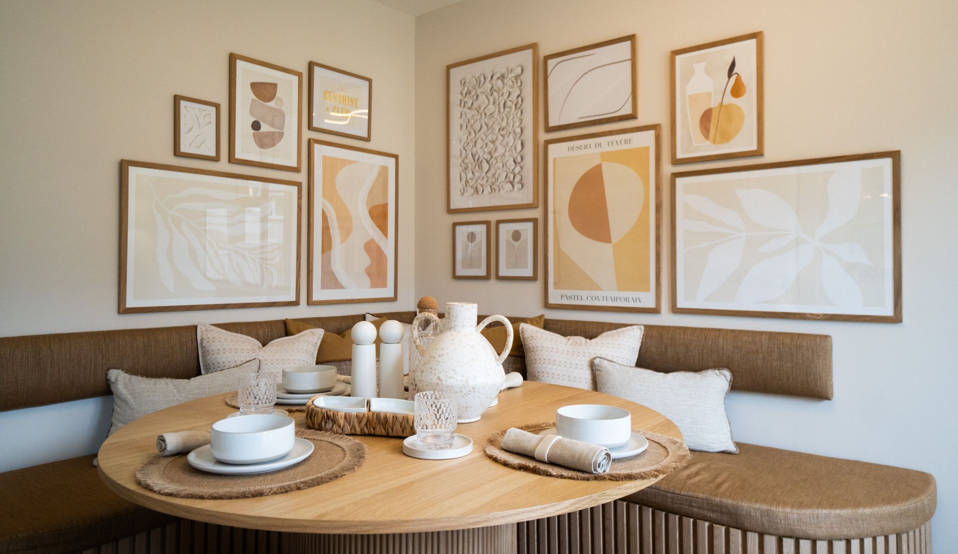 Canterbury Dining B DSC09138